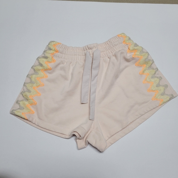 FP Movement Feeling Wavy shorts  Size medium. - Picture 7 of 11